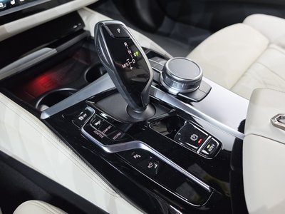 2022 BMW 5 SERIES 缩略图 12