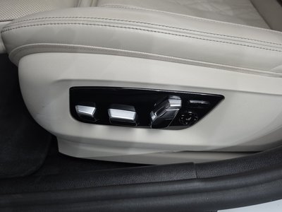 2022 BMW 5 SERIES 缩略图 31