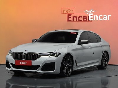 2022 BMW 5 SERIES 照片 1