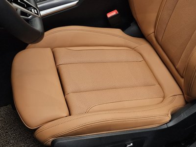 صورة مصغرة 30 لـ 2025 BMW 3 SERIES