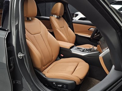 صورة مصغرة 13 لـ 2025 BMW 3 SERIES