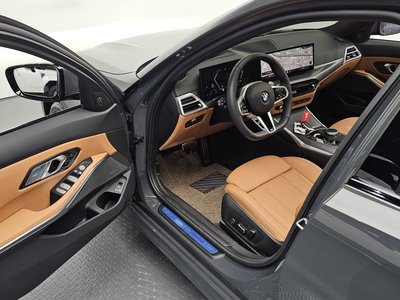 صورة مصغرة 17 لـ 2025 BMW 3 SERIES