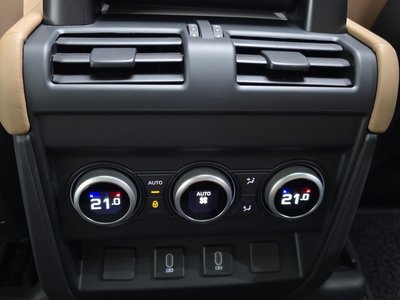 2026 LAND Rover DEFENDER — миниатюра 18