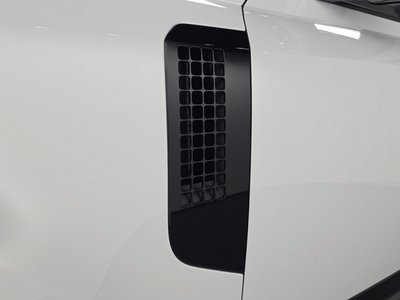 2026 LAND Rover DEFENDER — миниатюра 20