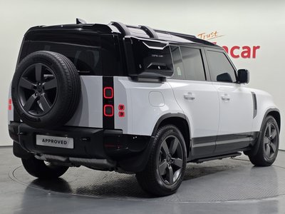 2026 LAND Rover DEFENDER photo 4