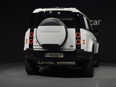 2023 LAND Rover DEFENDER — фото 4