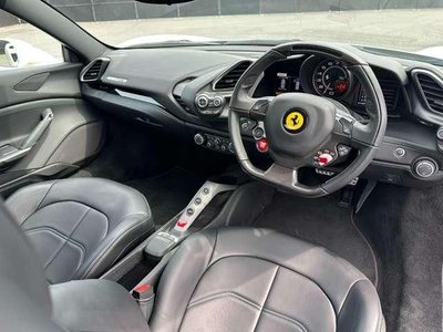 FERRARI 488 - 10