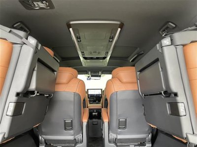 صورة مصغرة 30 لـ 2025 Toyota VELLFIRE