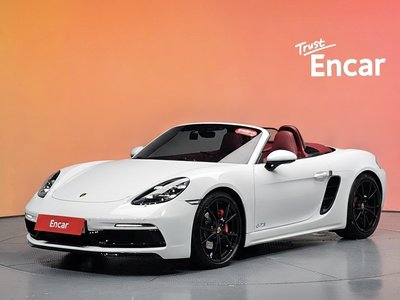 صورة 1 لـ 2019 Porsche 718