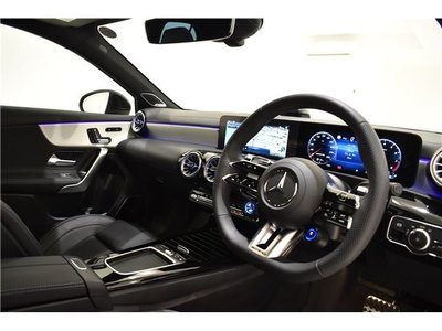 2025 Mercedes-BENZ A-CLASS AMG photo 2