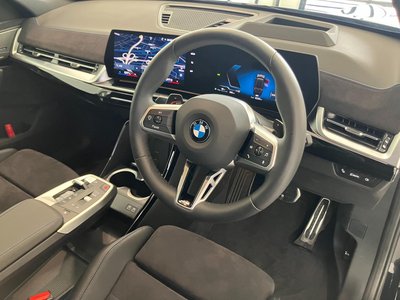 2025 BMW X1 thumbnail 24