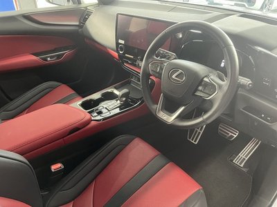 صورة مصغرة 32 لـ 2023 Lexus NX