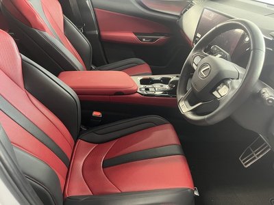 صورة مصغرة 33 لـ 2023 Lexus NX