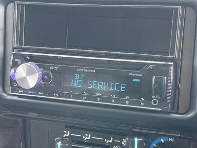 TOYOTA LAND CRUISER 70 - 7