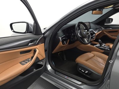 2023 BMW 5 SERIES — фото 10