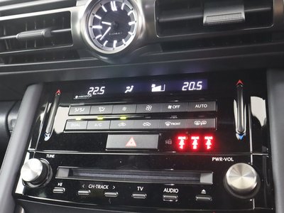 2022 Lexus IS 缩略图 16
