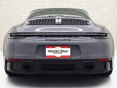 PORSCHE 911 - 4