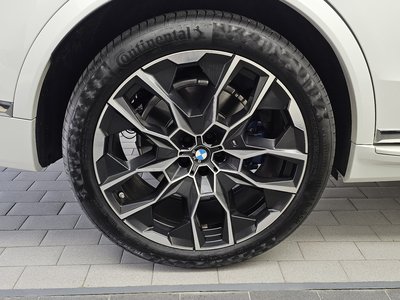 صورة 6 لـ 2025 BMW X7
