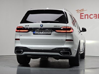 صورة 3 لـ 2025 BMW X7