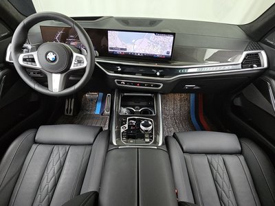 صورة 5 لـ 2025 BMW X7