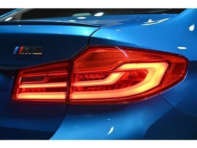 2020 BMW M5 — миниатюра 25