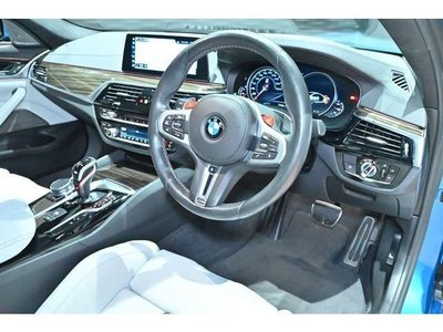 2020 BMW M5 — миниатюра 30