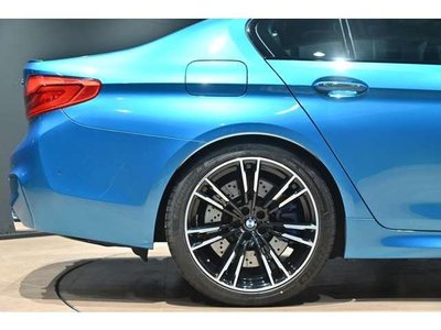 2020 BMW M5 — миниатюра 23