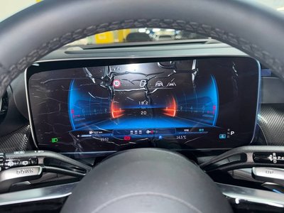 2025 Mercedes-BENZ GLC 照片 8