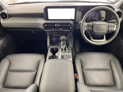 TOYOTA LAND CRUISER 250 - 6