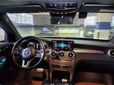 MERCEDES-BENZ GLC - 9