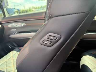 2025 Genesis GV70 thumbnail 16