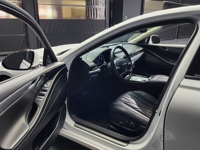 GENESIS G80 (RG3) - 10