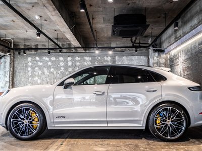 PORSCHE CAYENNE - 9