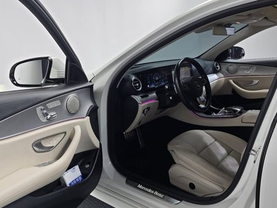 MERCEDES-BENZ E-CLASS - 10