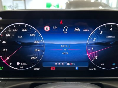 MERCEDES-BENZ C-CLASS - 8