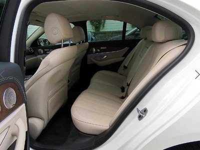 MERCEDES-BENZ E-CLASS - 7