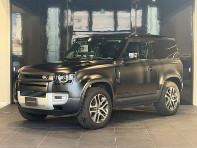 LAND ROVER DEFENDER - 8