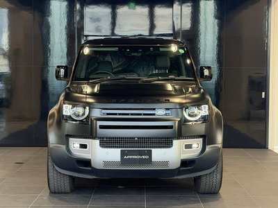 LAND ROVER DEFENDER - 10