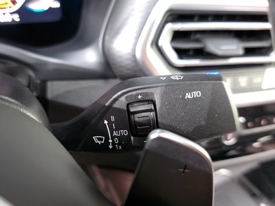2025 BMW X4 — миниатюра 27