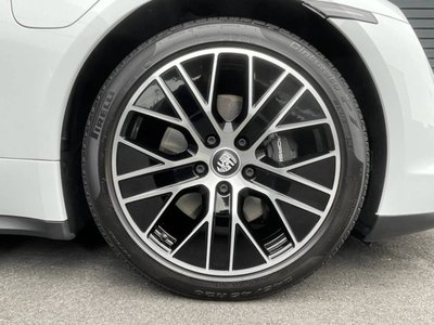2022 Porsche TAYCAN — миниатюра 12