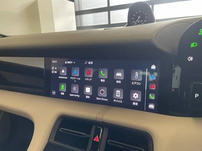 2022 Porsche TAYCAN — миниатюра 17