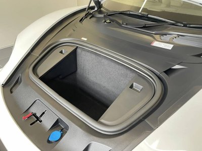 2022 Porsche TAYCAN — миниатюра 20