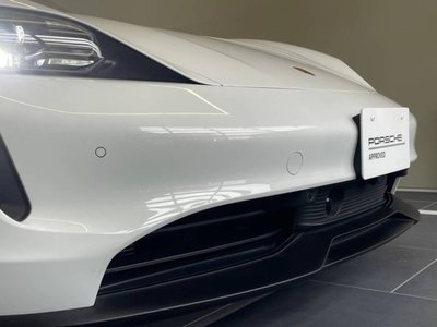 2022 Porsche TAYCAN — миниатюра 11