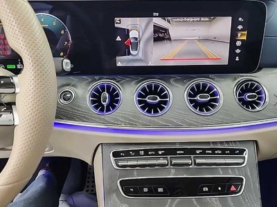 MERCEDES-BENZ E-CLASS - 10