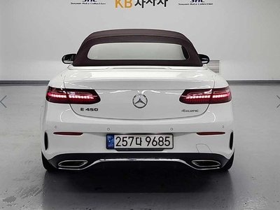 MERCEDES-BENZ E-CLASS - 2