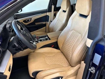 LAMBORGHINI URUS - 7