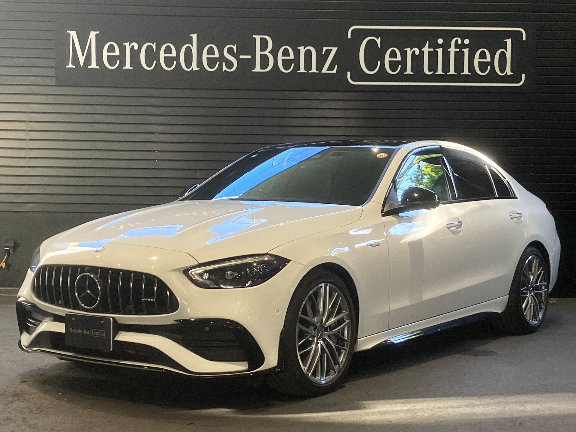 MERCEDES-BENZ C-CLASS AMG - View 1