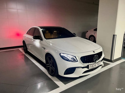 MERCEDES-BENZ E-CLASS - 5