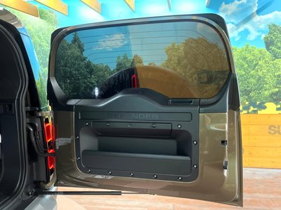 2023 LAND Rover DEFENDER thumbnail 48