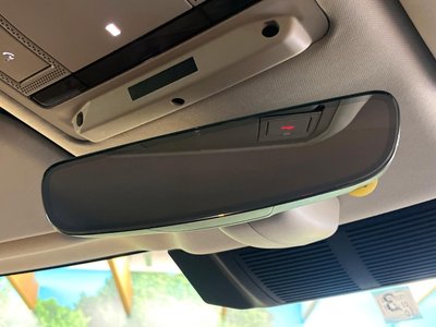 2023 LAND Rover DEFENDER thumbnail 43